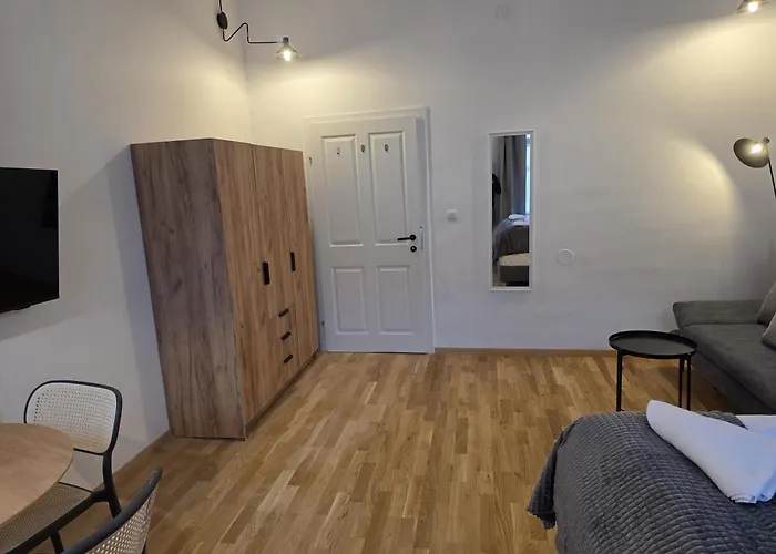 Modern 1br Near Wiener Stadthalle * فيينا