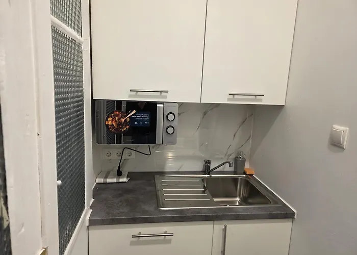 شقة Modern 1br Near Wiener Stadthalle فيينا